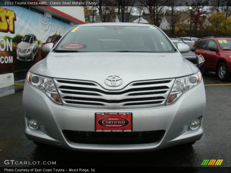 Classic Silver Metallic / Ivory 2010 Toyota Venza AWD