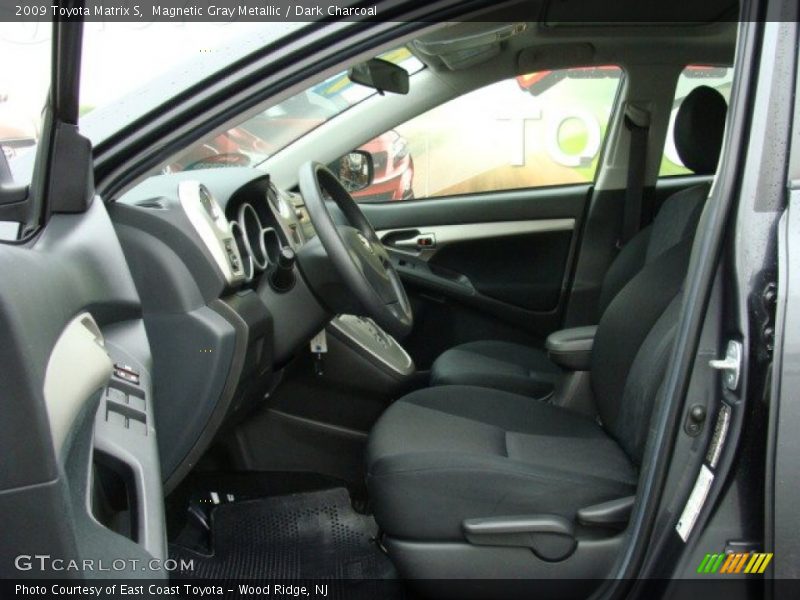 Magnetic Gray Metallic / Dark Charcoal 2009 Toyota Matrix S