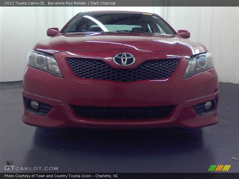 Barcelona Red Metallic / Dark Charcoal 2011 Toyota Camry SE