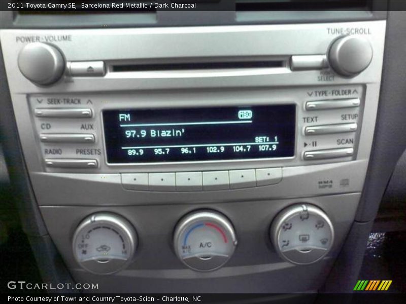 Barcelona Red Metallic / Dark Charcoal 2011 Toyota Camry SE