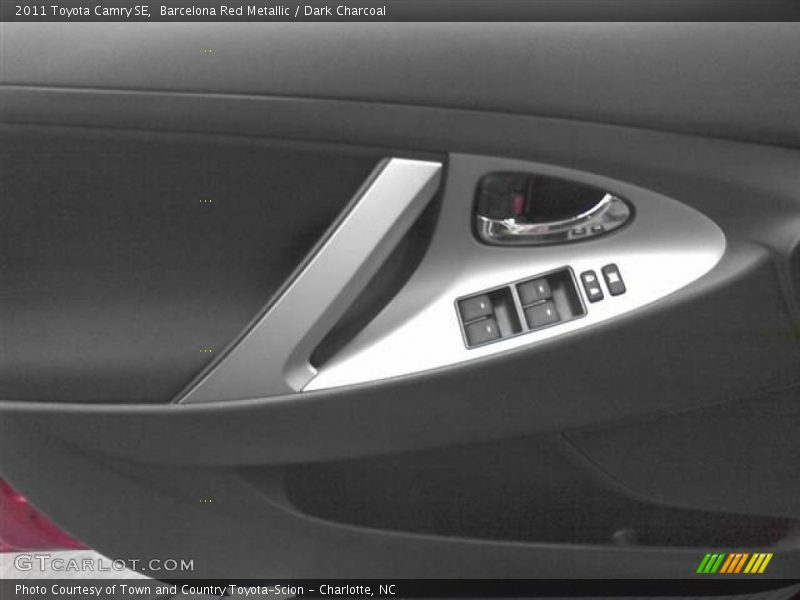 Barcelona Red Metallic / Dark Charcoal 2011 Toyota Camry SE