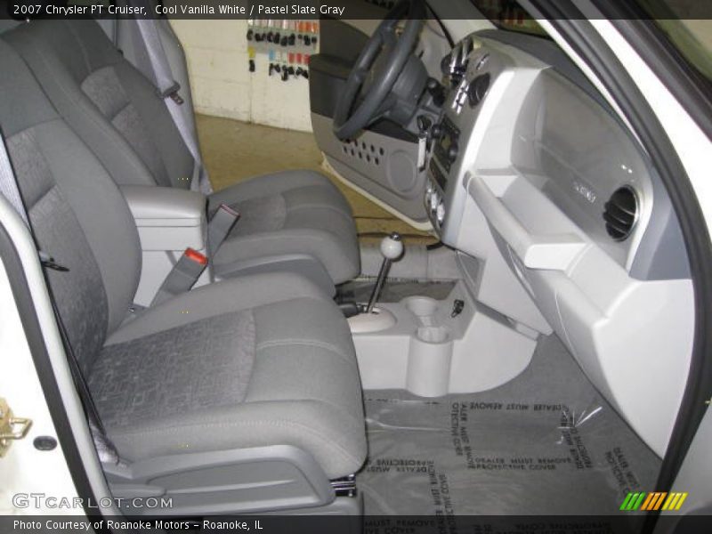 Cool Vanilla White / Pastel Slate Gray 2007 Chrysler PT Cruiser