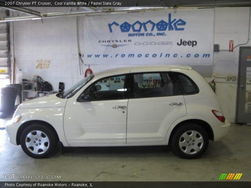 Cool Vanilla White / Pastel Slate Gray 2007 Chrysler PT Cruiser