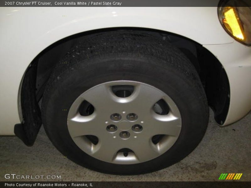 Cool Vanilla White / Pastel Slate Gray 2007 Chrysler PT Cruiser