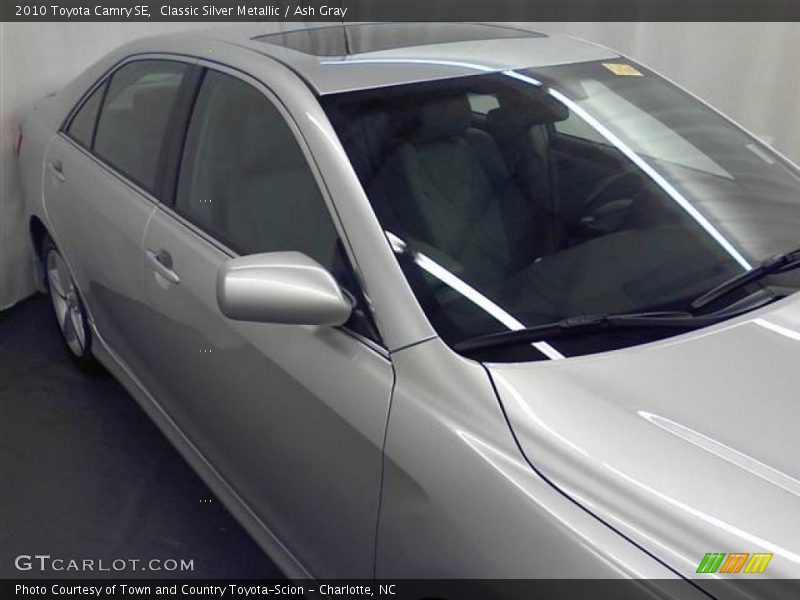 Classic Silver Metallic / Ash Gray 2010 Toyota Camry SE