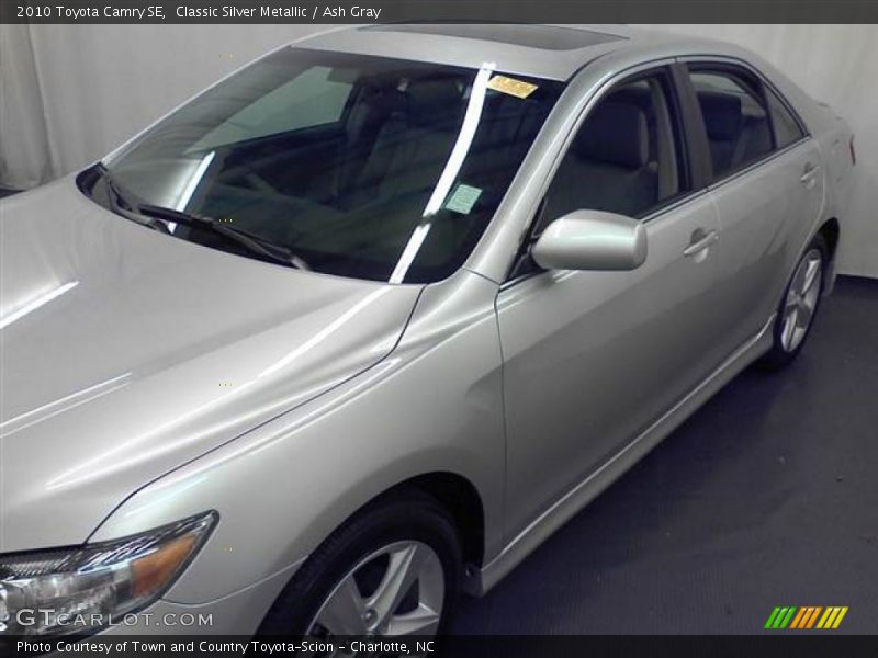 Classic Silver Metallic / Ash Gray 2010 Toyota Camry SE