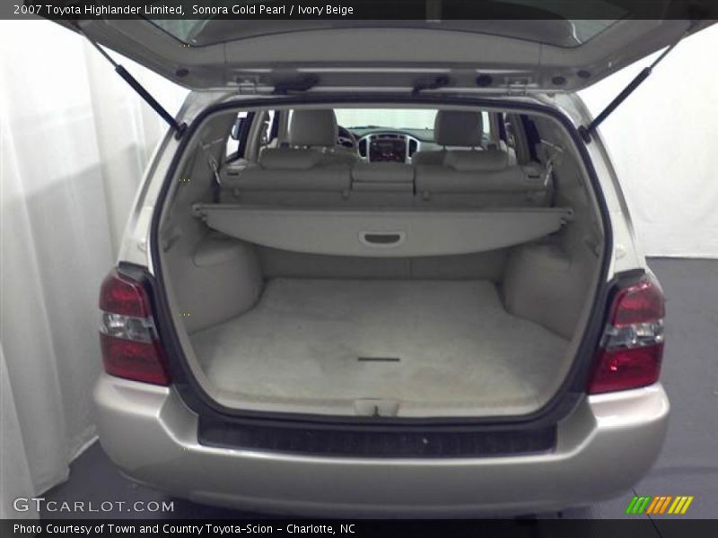Sonora Gold Pearl / Ivory Beige 2007 Toyota Highlander Limited