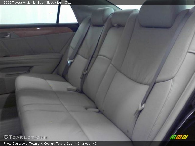 Black / Light Gray 2006 Toyota Avalon Limited