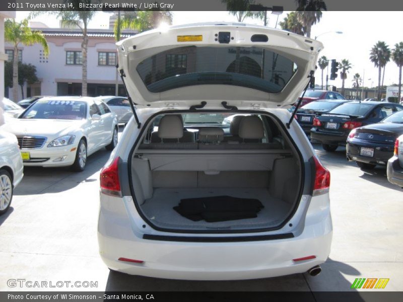 Blizzard Pearl White / Light Gray 2011 Toyota Venza I4
