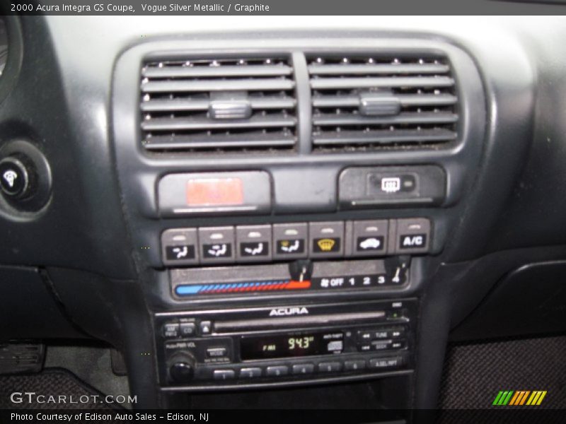 Controls of 2000 Integra GS Coupe
