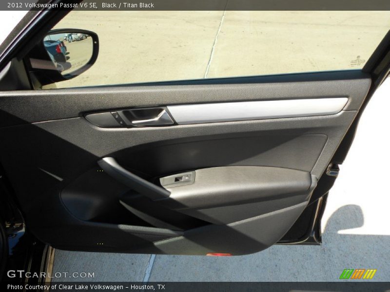 Black / Titan Black 2012 Volkswagen Passat V6 SE