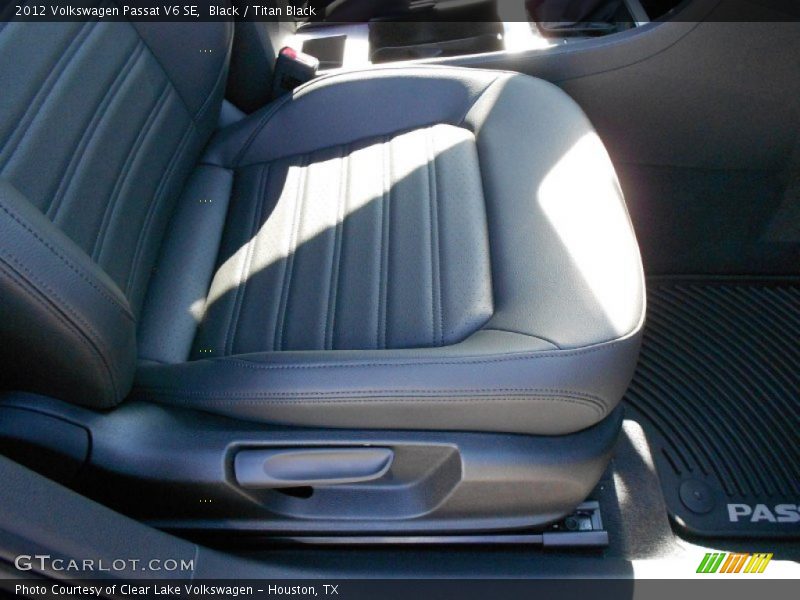 Black / Titan Black 2012 Volkswagen Passat V6 SE