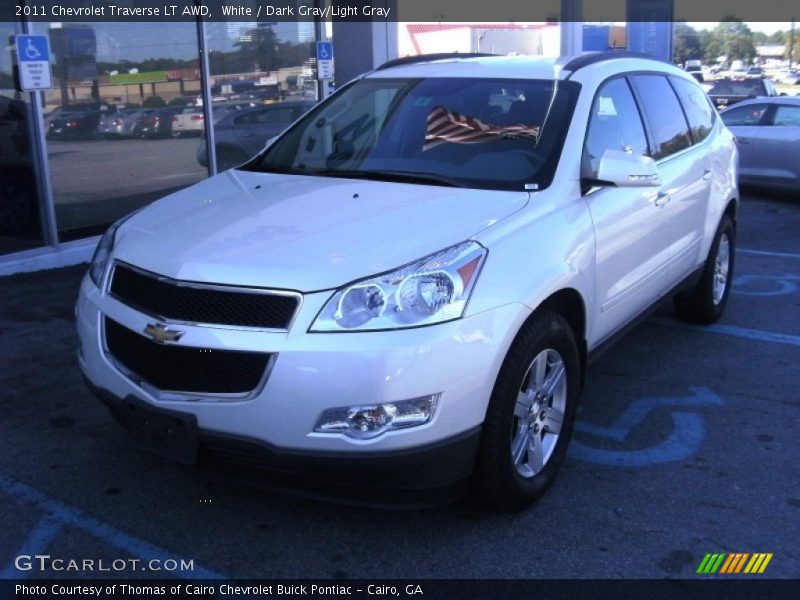 White / Dark Gray/Light Gray 2011 Chevrolet Traverse LT AWD