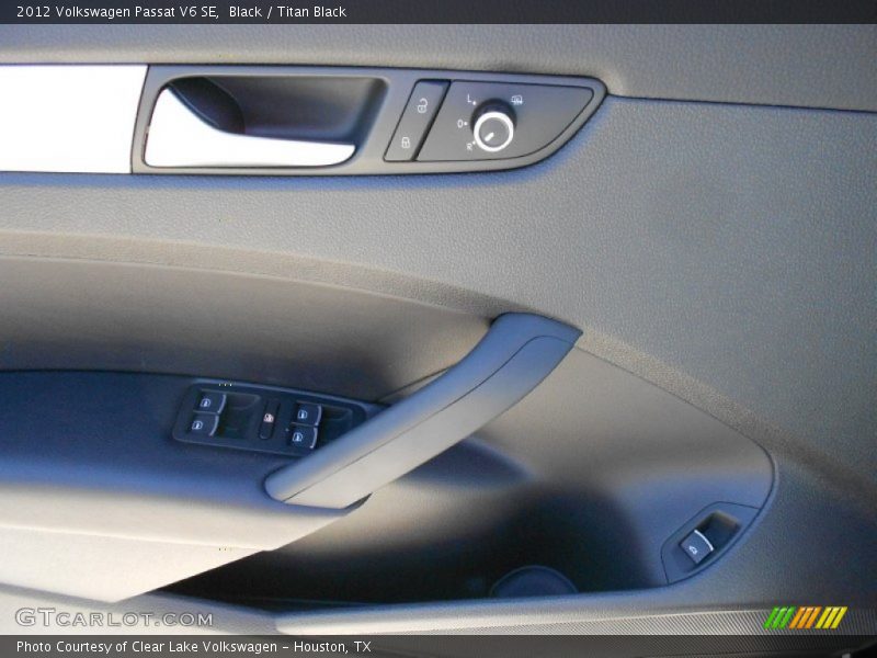 Black / Titan Black 2012 Volkswagen Passat V6 SE