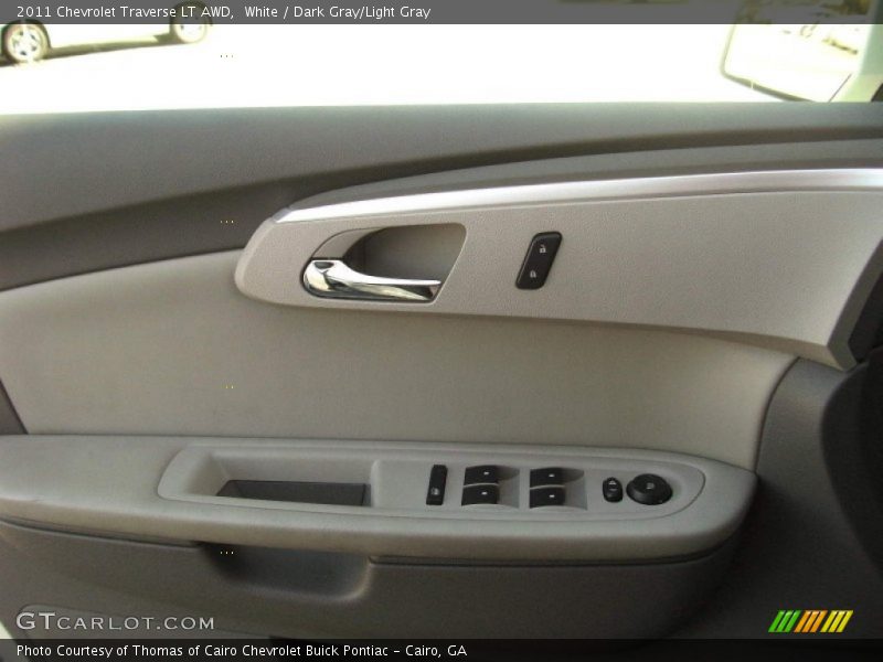 White / Dark Gray/Light Gray 2011 Chevrolet Traverse LT AWD