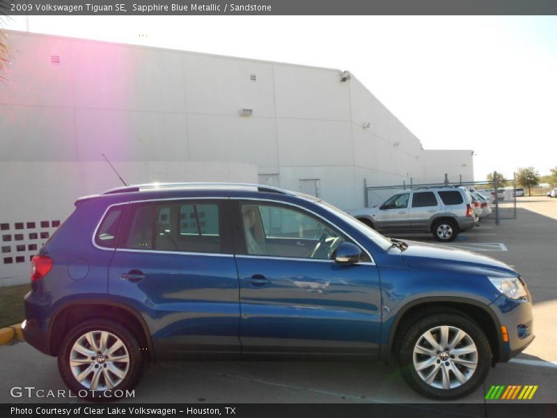 Sapphire Blue Metallic / Sandstone 2009 Volkswagen Tiguan SE