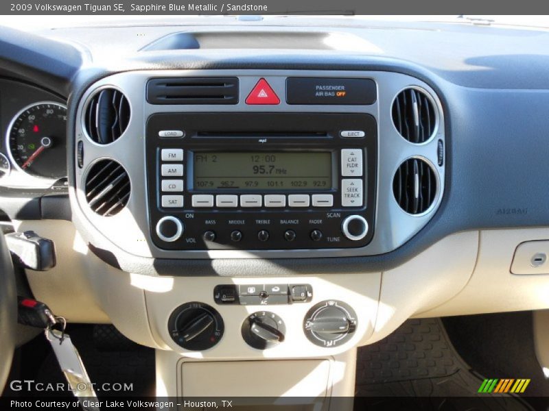 Sapphire Blue Metallic / Sandstone 2009 Volkswagen Tiguan SE