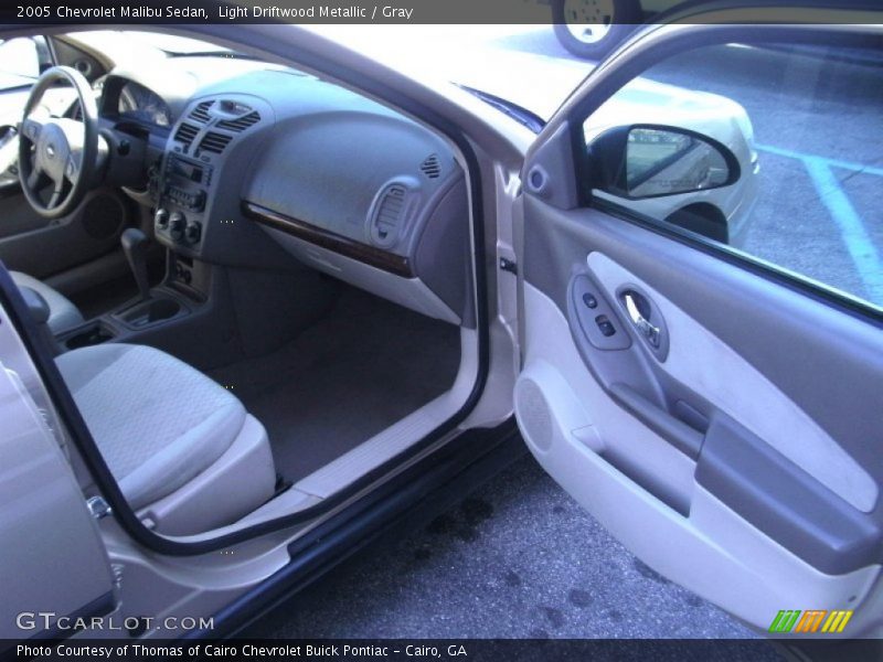 Light Driftwood Metallic / Gray 2005 Chevrolet Malibu Sedan