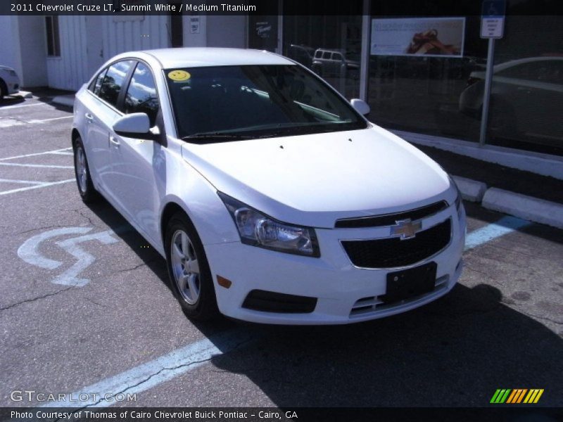 Summit White / Medium Titanium 2011 Chevrolet Cruze LT