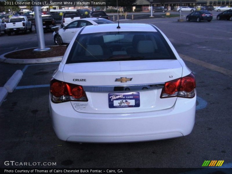Summit White / Medium Titanium 2011 Chevrolet Cruze LT