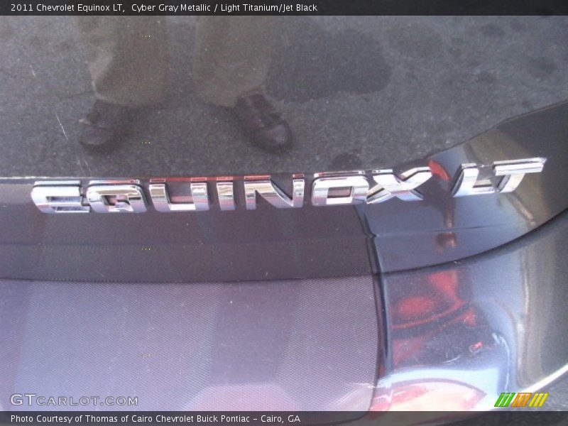Cyber Gray Metallic / Light Titanium/Jet Black 2011 Chevrolet Equinox LT