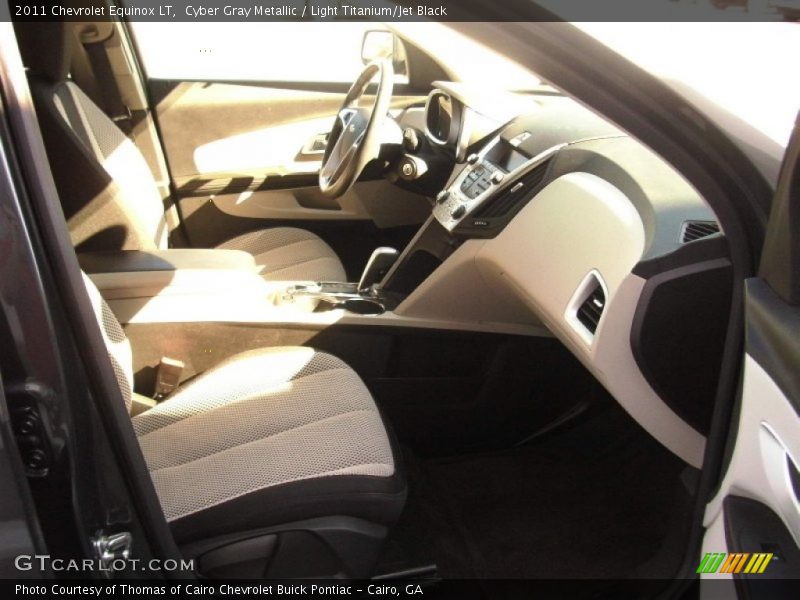 Cyber Gray Metallic / Light Titanium/Jet Black 2011 Chevrolet Equinox LT