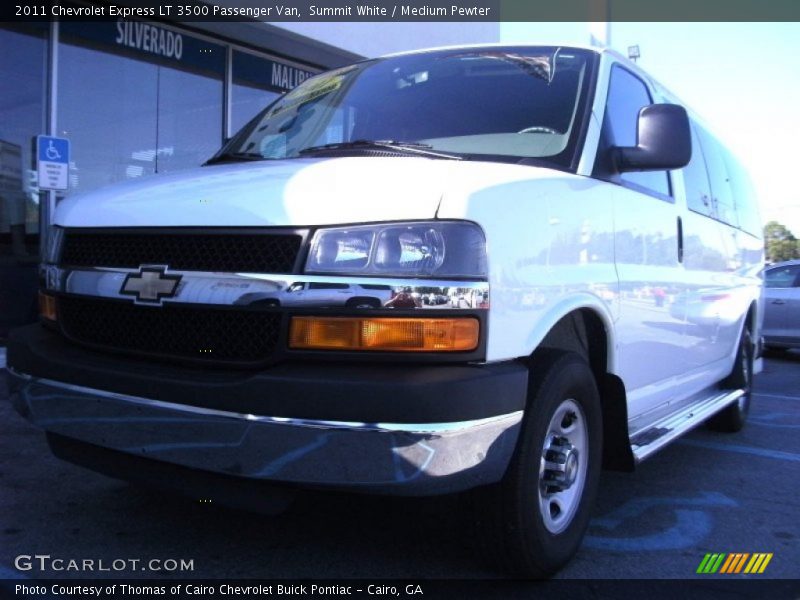 Summit White / Medium Pewter 2011 Chevrolet Express LT 3500 Passenger Van