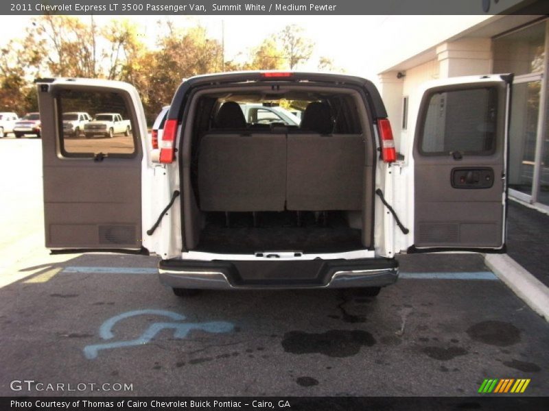 Summit White / Medium Pewter 2011 Chevrolet Express LT 3500 Passenger Van