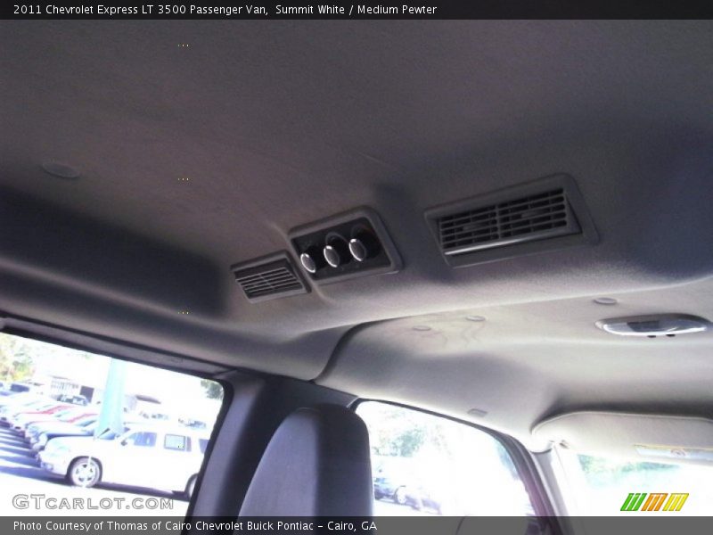 Summit White / Medium Pewter 2011 Chevrolet Express LT 3500 Passenger Van