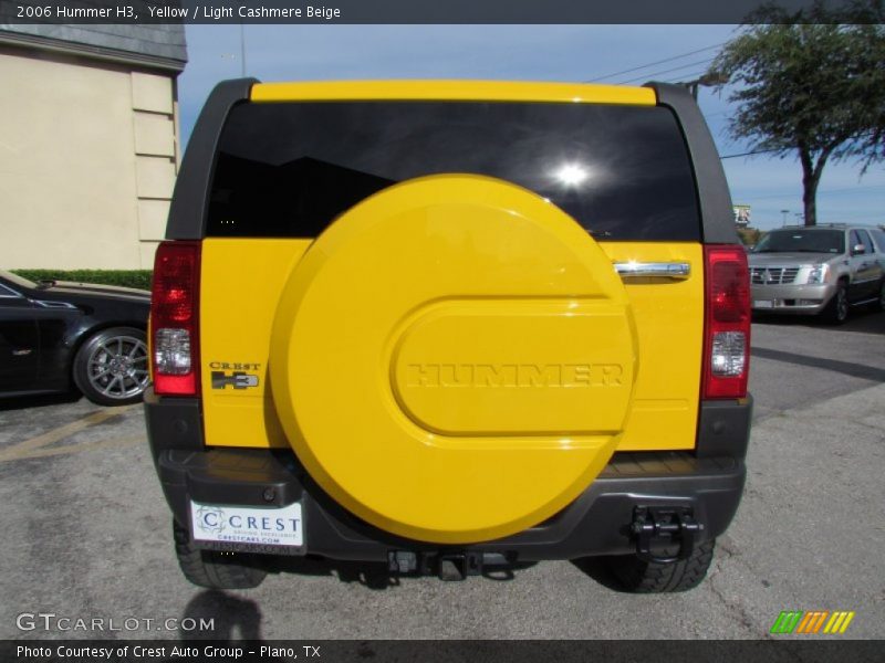 Yellow / Light Cashmere Beige 2006 Hummer H3