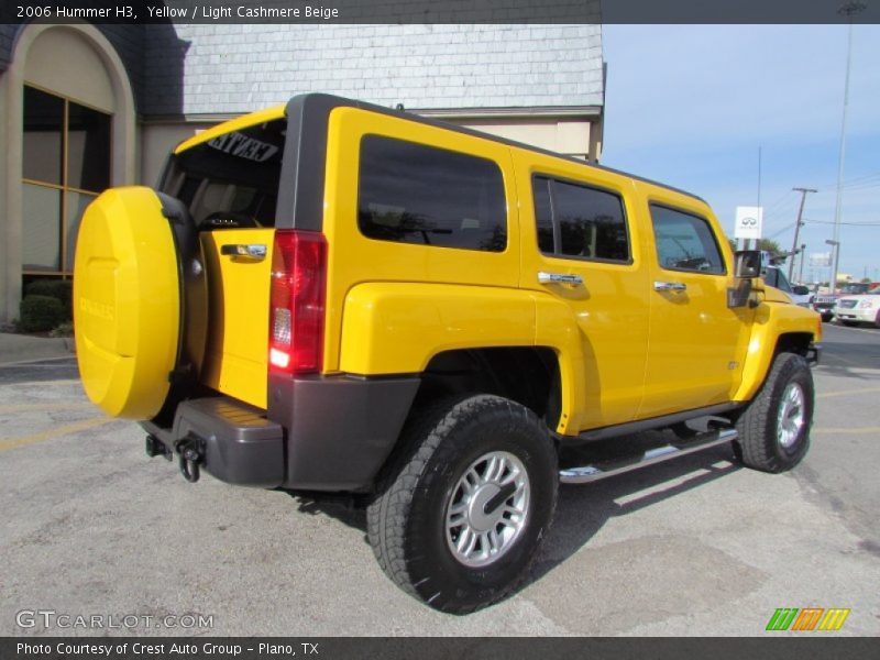 Yellow / Light Cashmere Beige 2006 Hummer H3