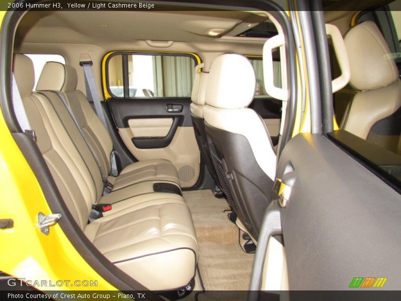 Yellow / Light Cashmere Beige 2006 Hummer H3