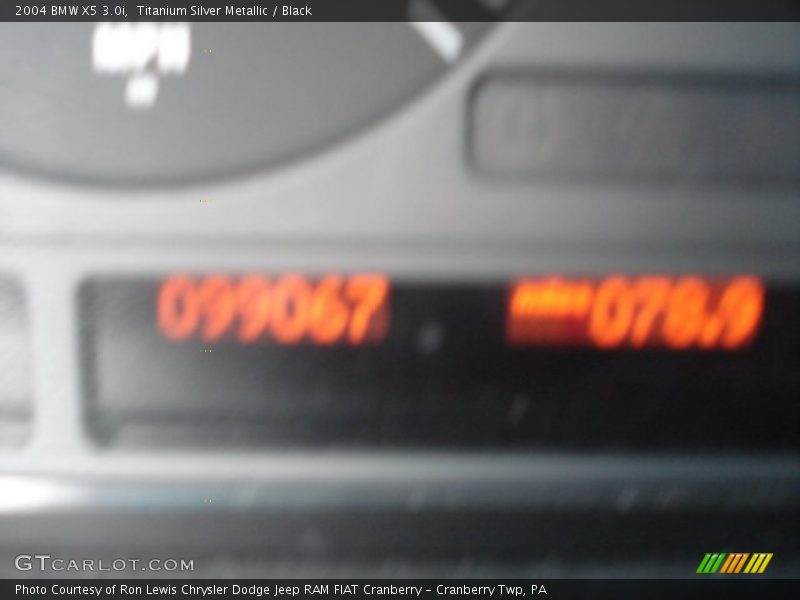 Titanium Silver Metallic / Black 2004 BMW X5 3.0i