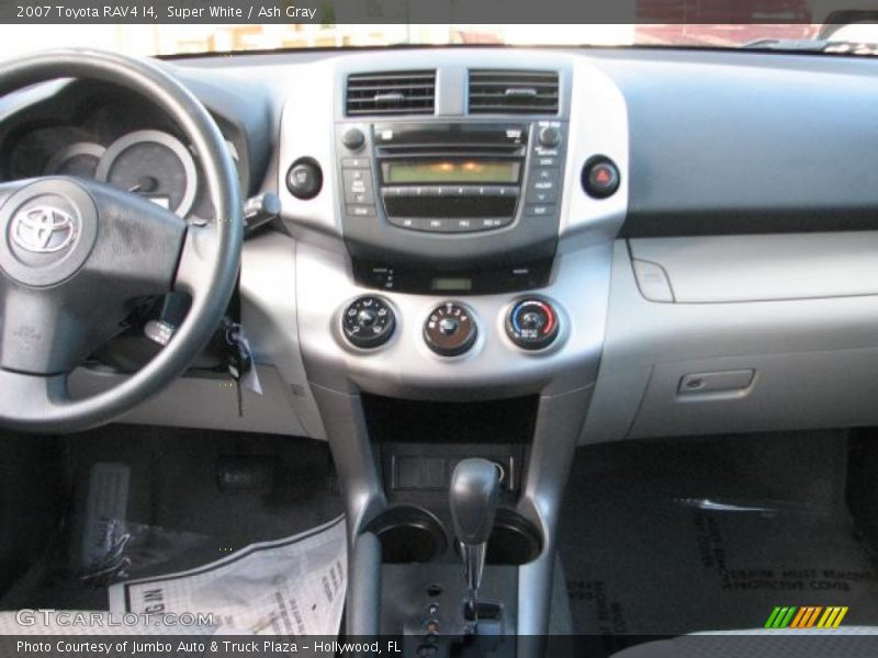Super White / Ash Gray 2007 Toyota RAV4 I4