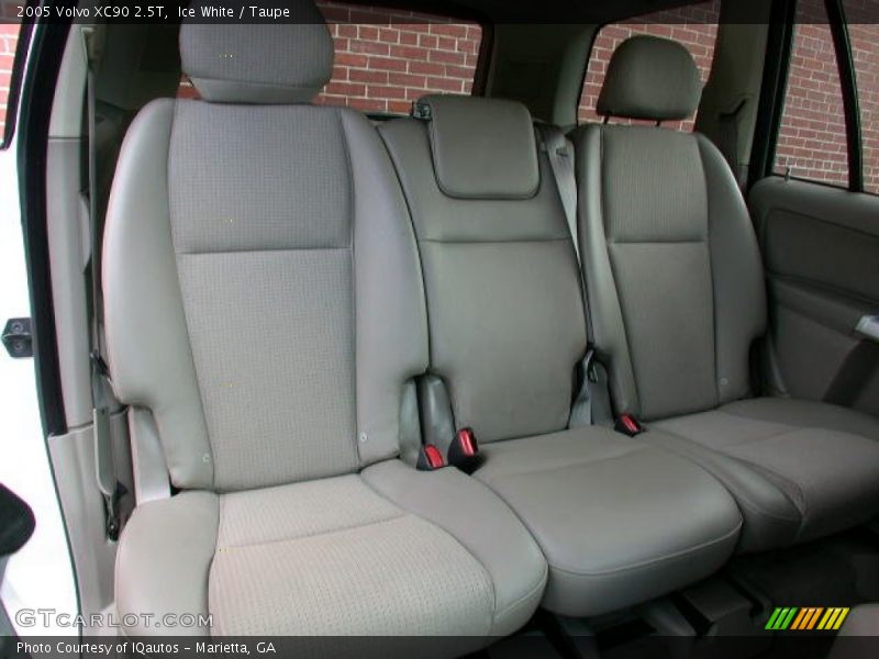 Ice White / Taupe 2005 Volvo XC90 2.5T