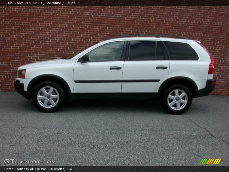 Ice White / Taupe 2005 Volvo XC90 2.5T