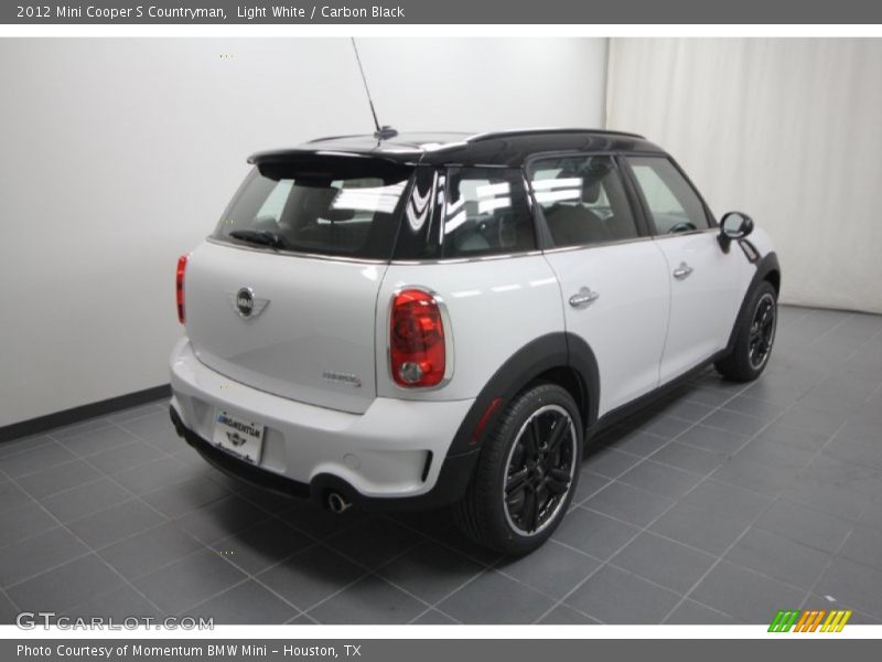 Light White / Carbon Black 2012 Mini Cooper S Countryman