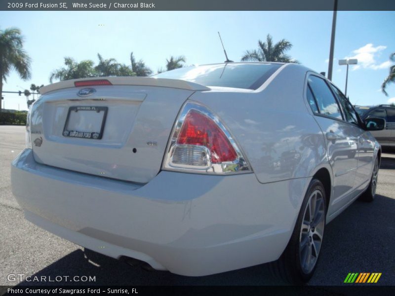 White Suede / Charcoal Black 2009 Ford Fusion SE