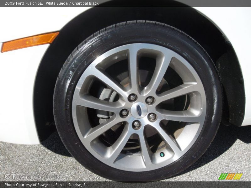 White Suede / Charcoal Black 2009 Ford Fusion SE