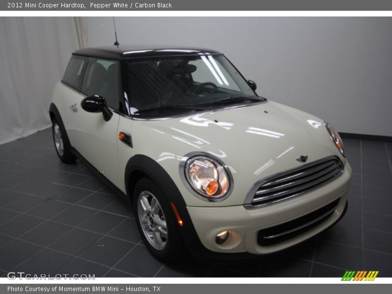 Pepper White / Carbon Black 2012 Mini Cooper Hardtop