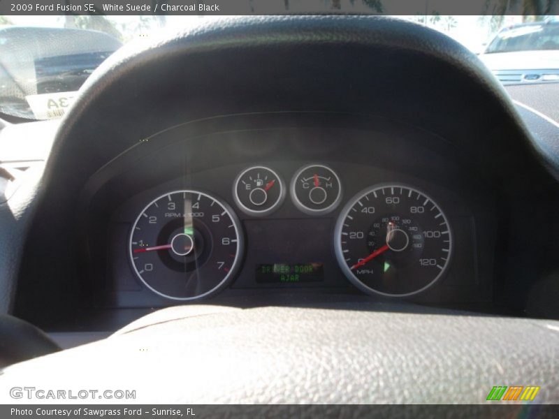 White Suede / Charcoal Black 2009 Ford Fusion SE