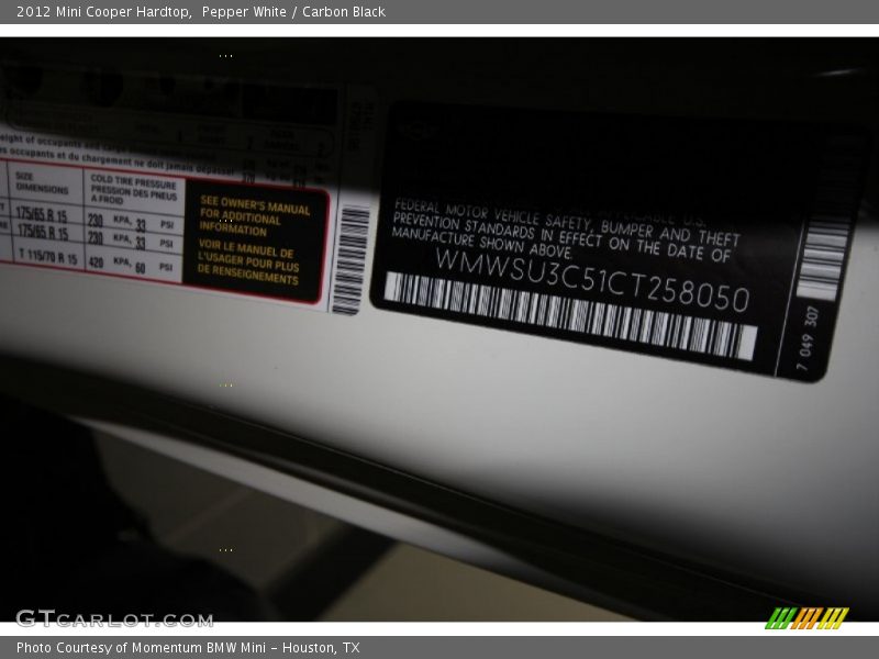 Pepper White / Carbon Black 2012 Mini Cooper Hardtop