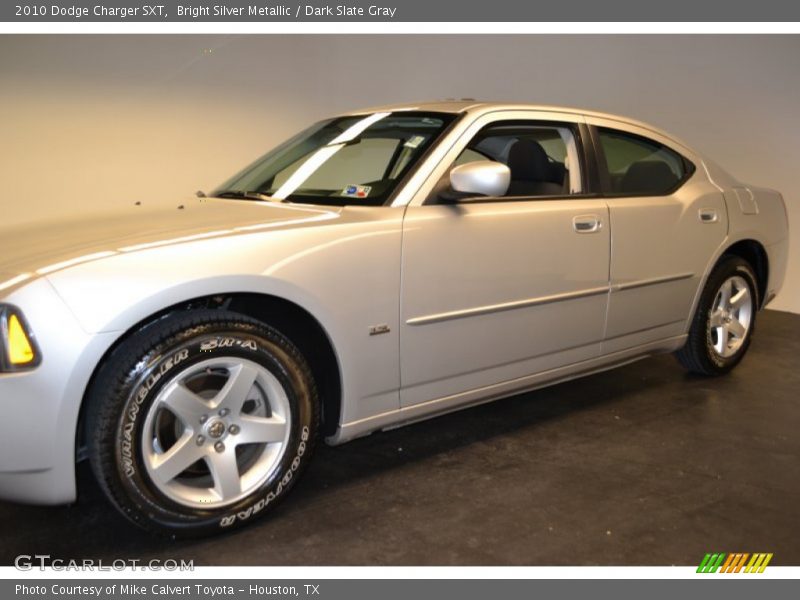 Bright Silver Metallic / Dark Slate Gray 2010 Dodge Charger SXT