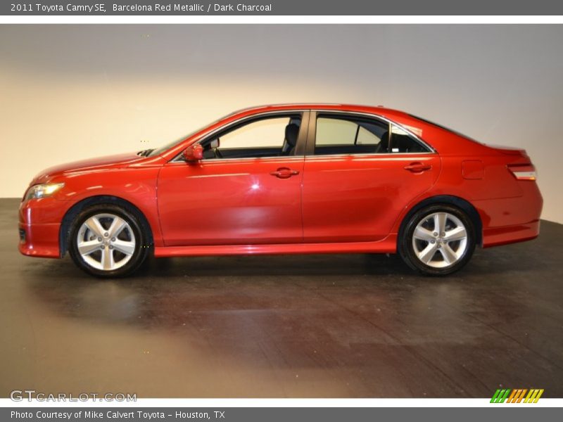 Barcelona Red Metallic / Dark Charcoal 2011 Toyota Camry SE