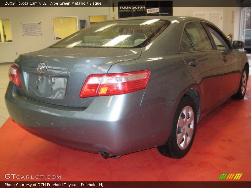 Aloe Green Metallic / Bisque 2009 Toyota Camry LE