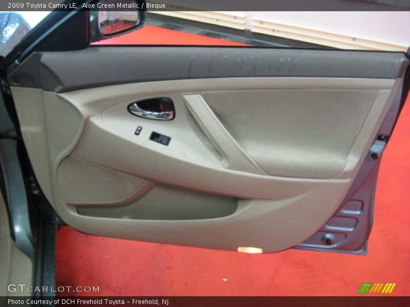 Aloe Green Metallic / Bisque 2009 Toyota Camry LE