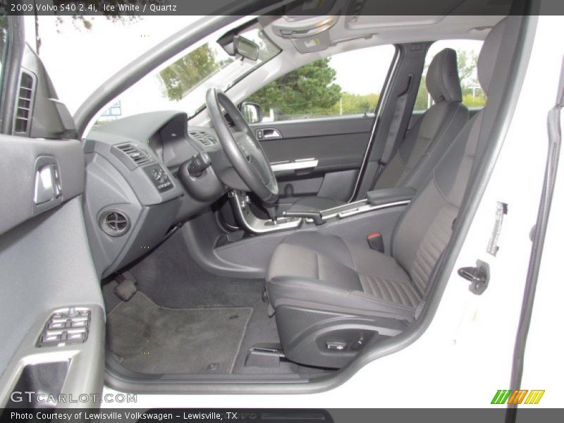Ice White / Quartz 2009 Volvo S40 2.4i