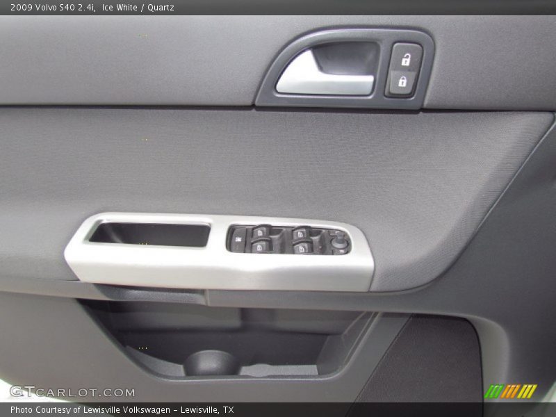 Ice White / Quartz 2009 Volvo S40 2.4i