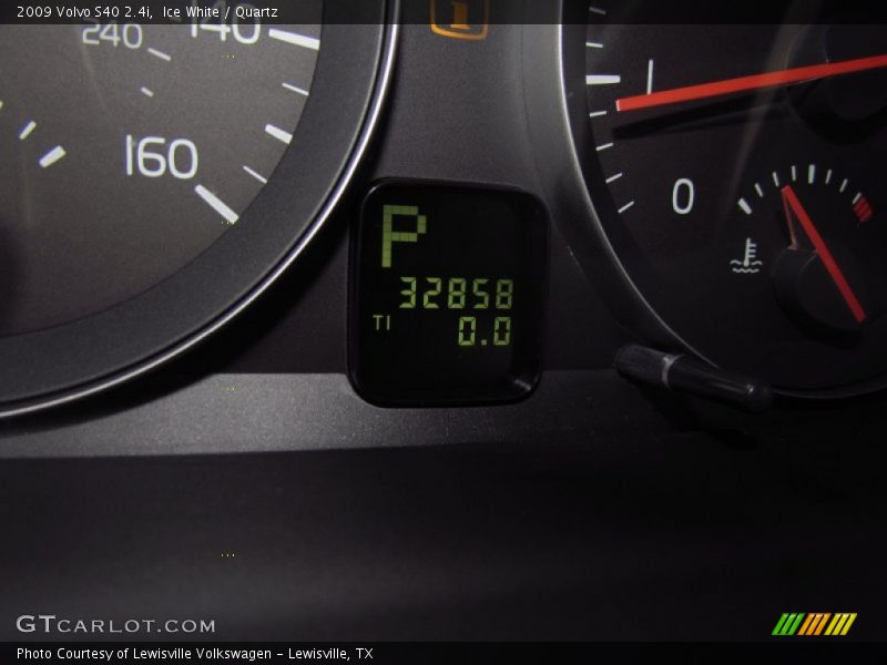 Ice White / Quartz 2009 Volvo S40 2.4i