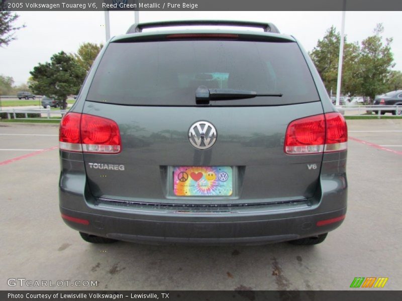 Reed Green Metallic / Pure Beige 2005 Volkswagen Touareg V6